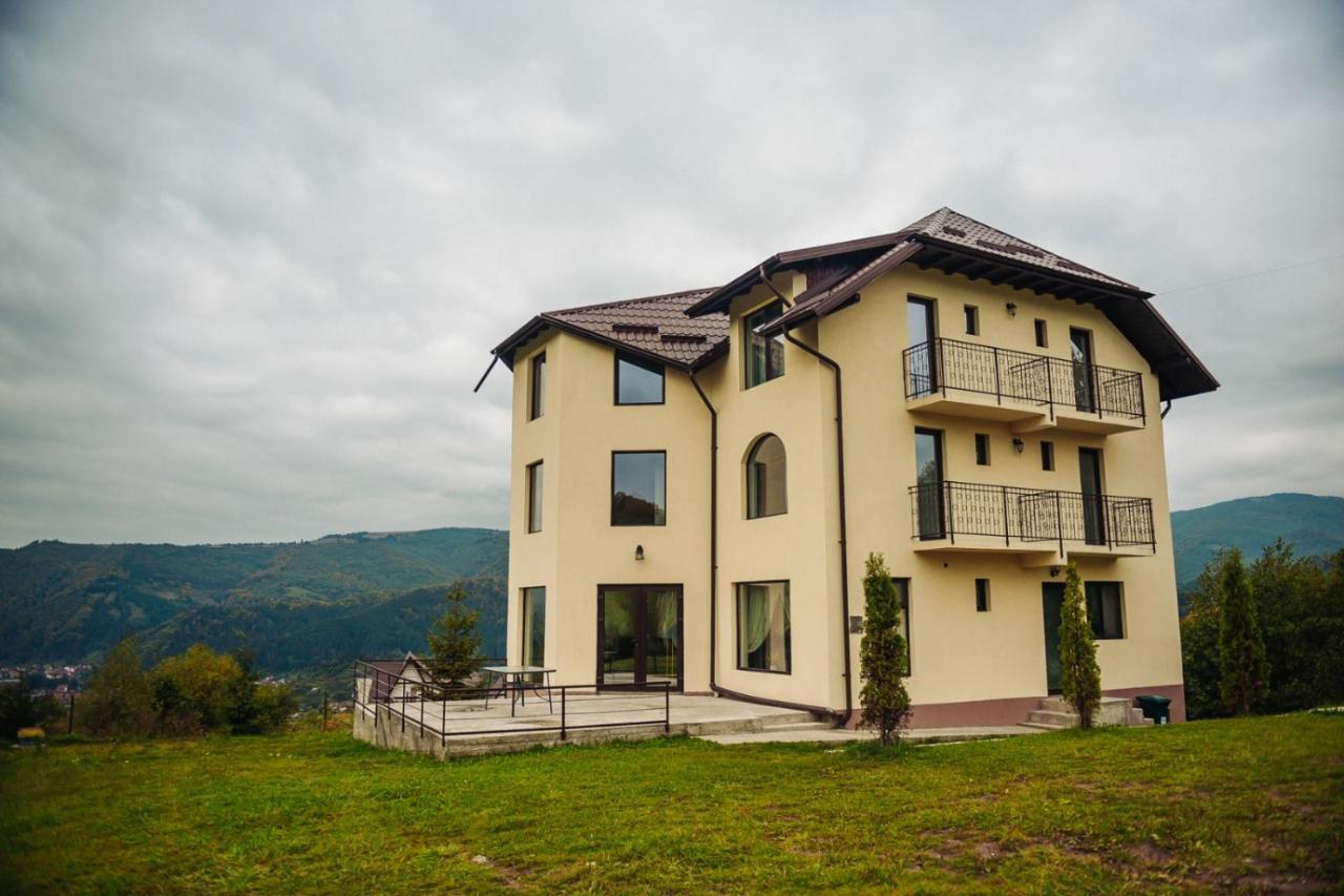 Vila Zorilor Dâmbovicioara Exterior photo